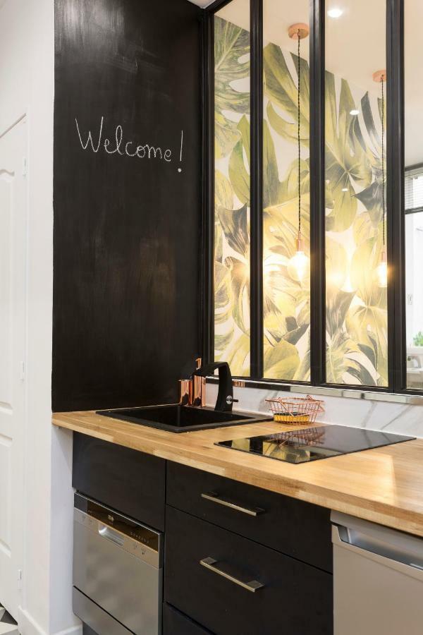 Studio D'Architecte Au Pied De Tour Eiffel Apartment Париж Екстериор снимка